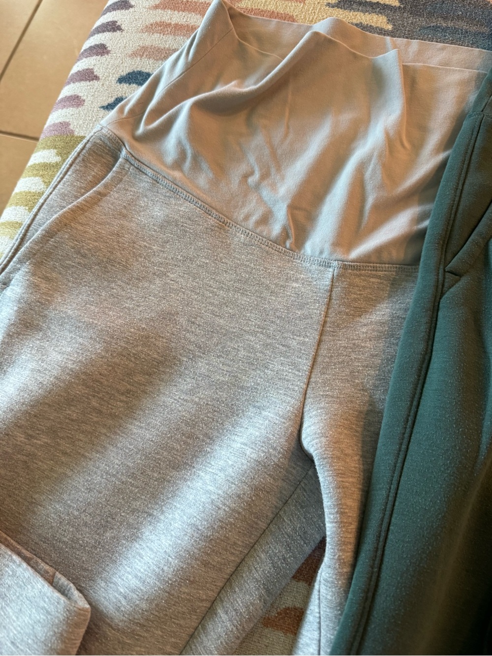 Maternity pants bundles - Picture 5 of 6